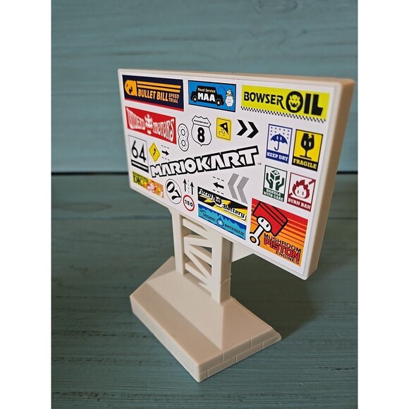 Mario Kart Hot Wheels Circuit Track Part Sign Curved Track Holder Replacement - Picture 4 of 7